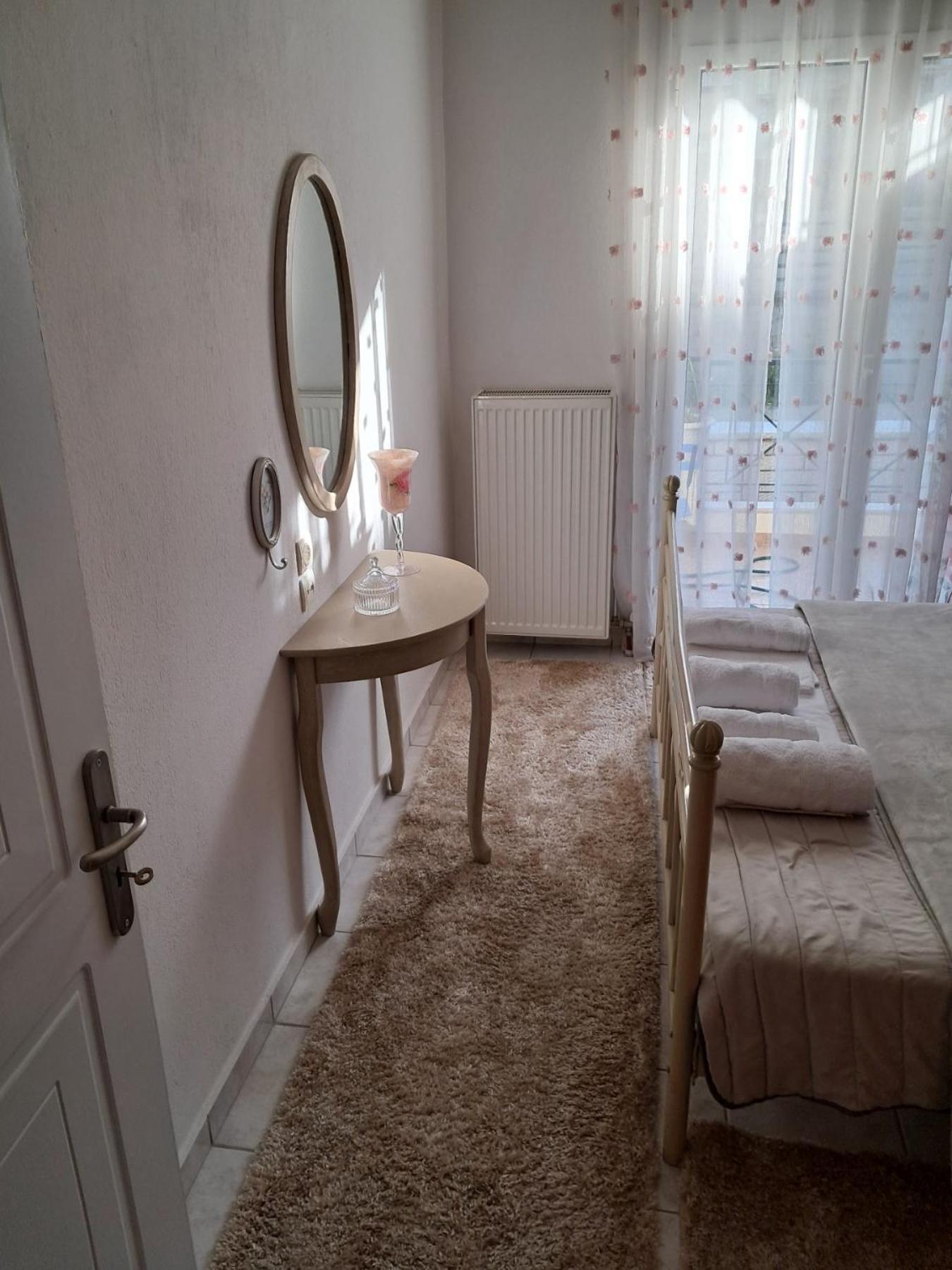 M Home Place Palio Limani Exterior foto